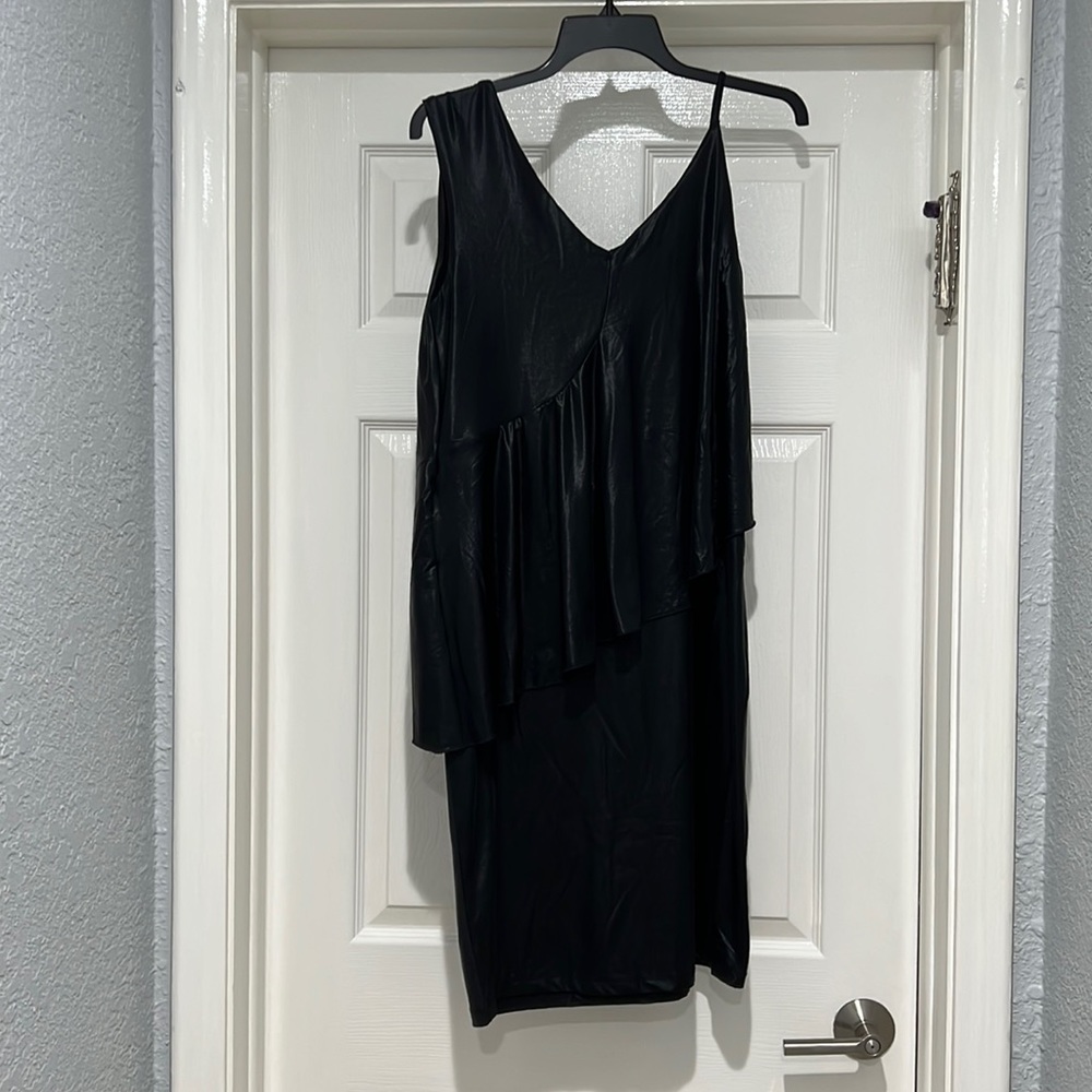 NWT dressy shiny size 6 dress